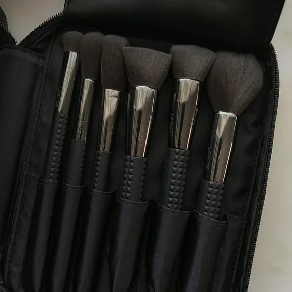 Laruce Brush Ann Set - Picture 2 of 5